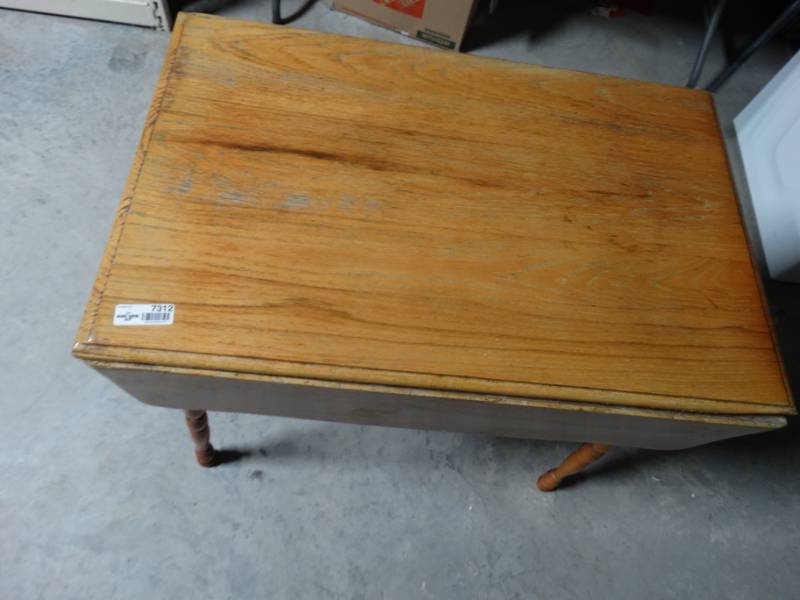Small Wood Dining Table With Fold Down Sides Wichita Auction Small Wood Dining Table With Fold Down