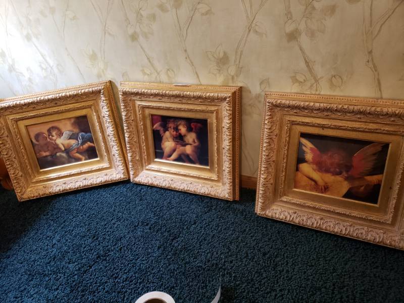 lot 7425 image: 3 framed wall art.