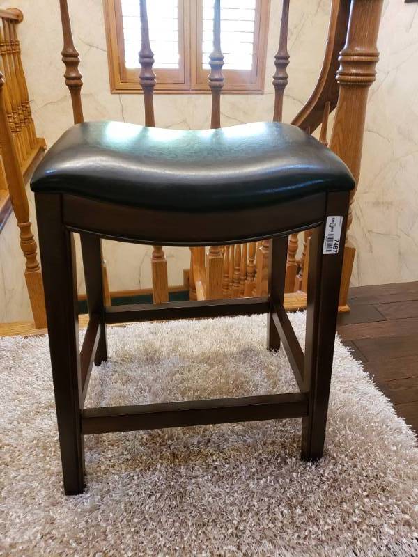 lot 7487 image: Nice saddle stool.