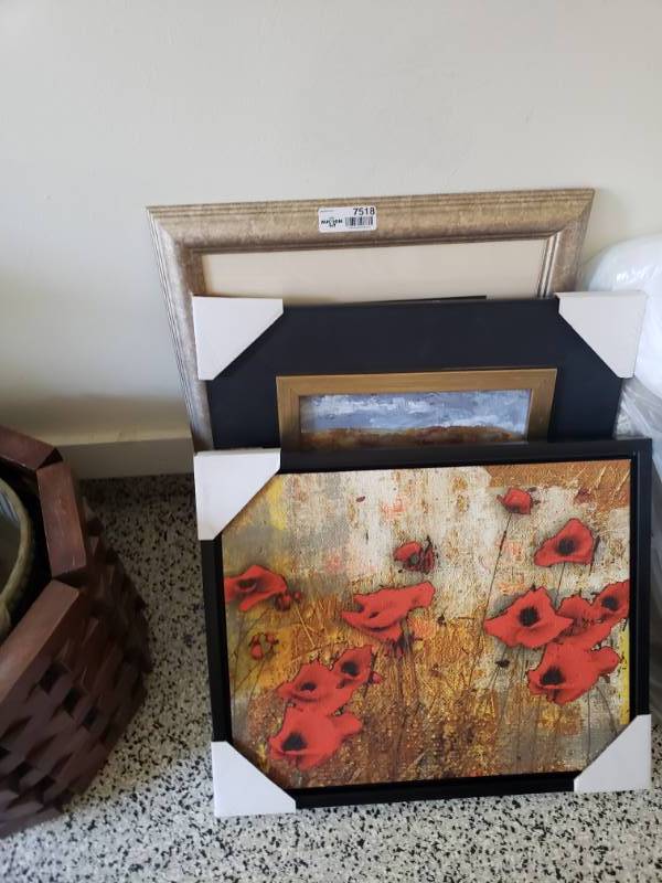 lot 7518 image: 3 framed wall art.