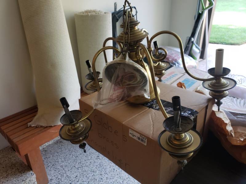 lot 7547 image: Metal hanging light fixture with glass shades