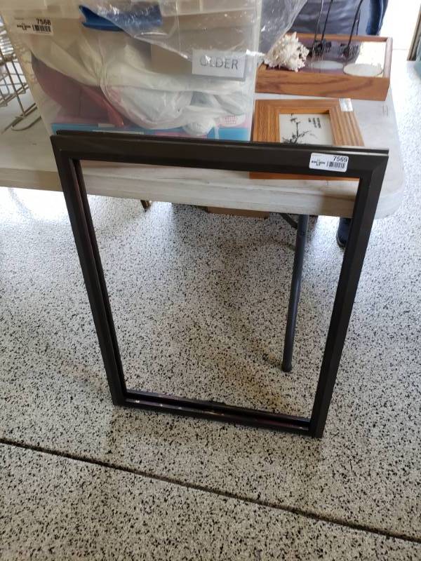 lot 7569 image: Pair of matching picture frames