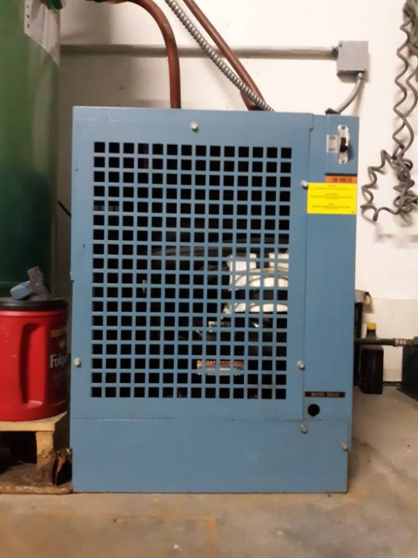 lot 2292 image: Arrow Compressed Air Dryer Chiller, 21.9 capacity - Model 3528-1