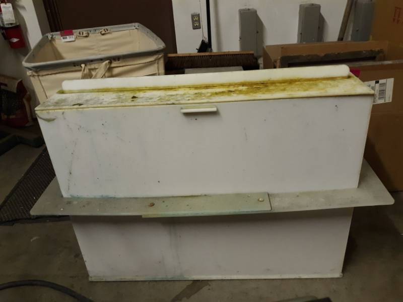 lot 2310 image: Blackline Screen Dip Tank - Large For Aluminum Frames Screen Cleaning Tank With Drain