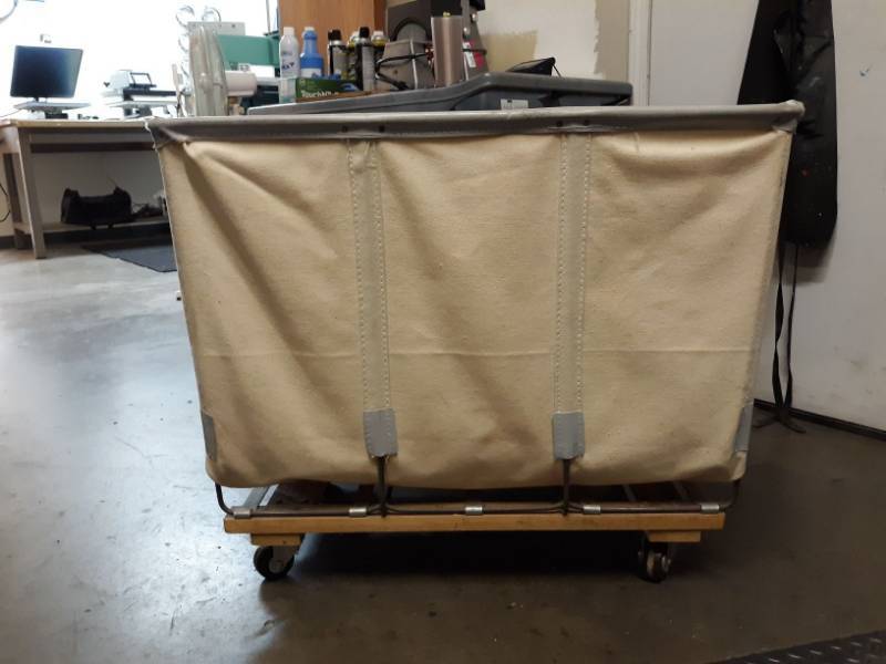 lot 2316 image: Dandux Over-Sized Rolling Linen Cart