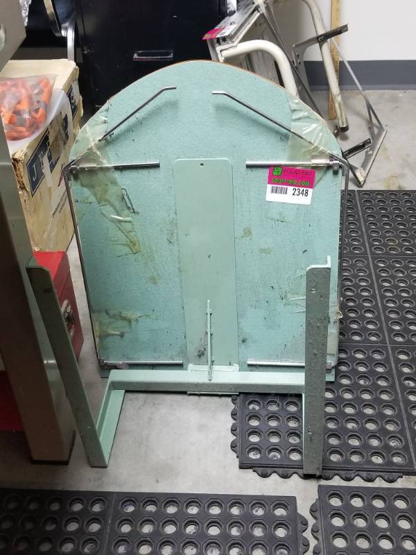 lot 2348 image: Hoopmaster Hooping Frame