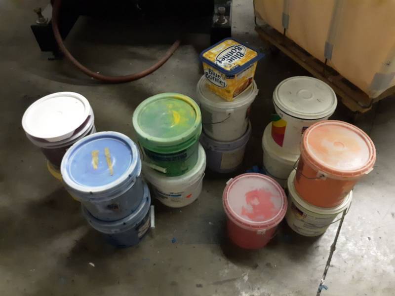 lot 2364 image: (13) Assorted Colors Of Screen Printing Ink