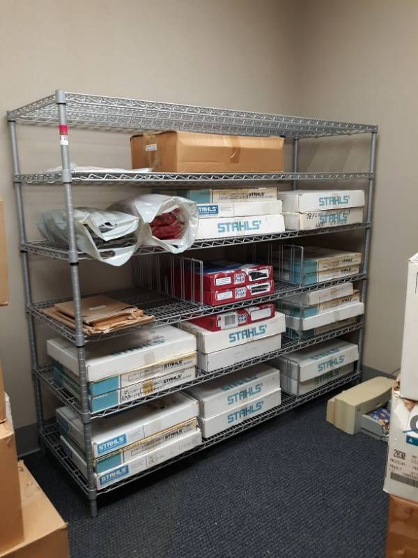 lot 2384 image: 6 Shelf Metro Rack With Dividers