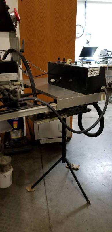 lot 2289 image: Javelin Built-in Flash Unit