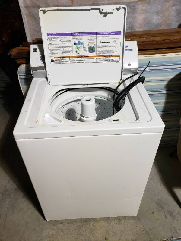 lot 7577 image: Kenmore Washer