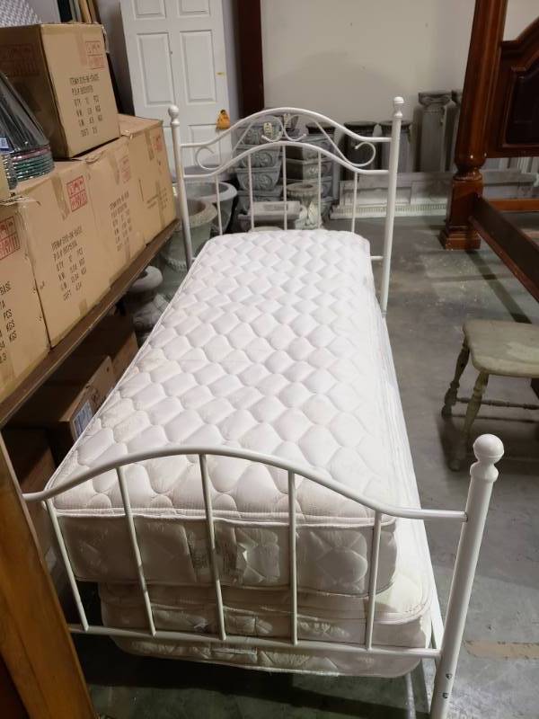 lot 7581 image: White Metal Twin Size Bed Frame - with Mattress and Box Springs