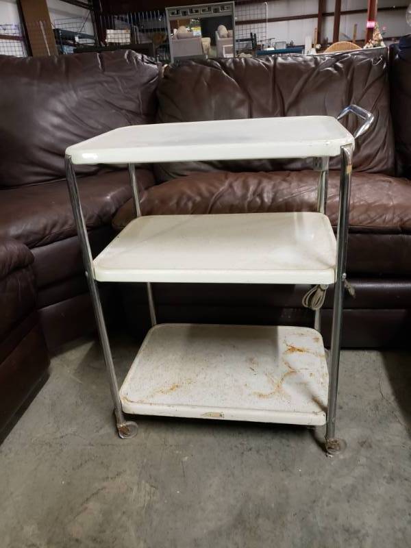 lot 7586 image: Vintage Metal Kitchen Utility Cart with Cord