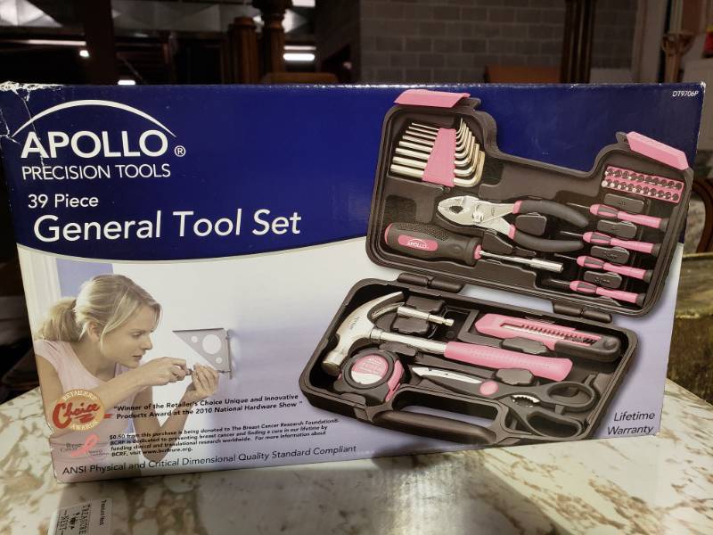 lot 7611 image: Apollo - Pink 39 Piece Tool Set