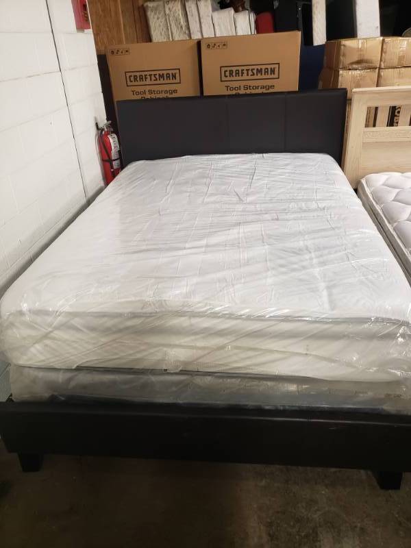 lot 1600 image: Faux Leather Queen Size Bed