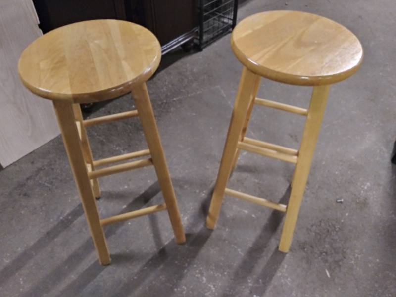 lot 1635 image: Pair of Wood Bar Stools