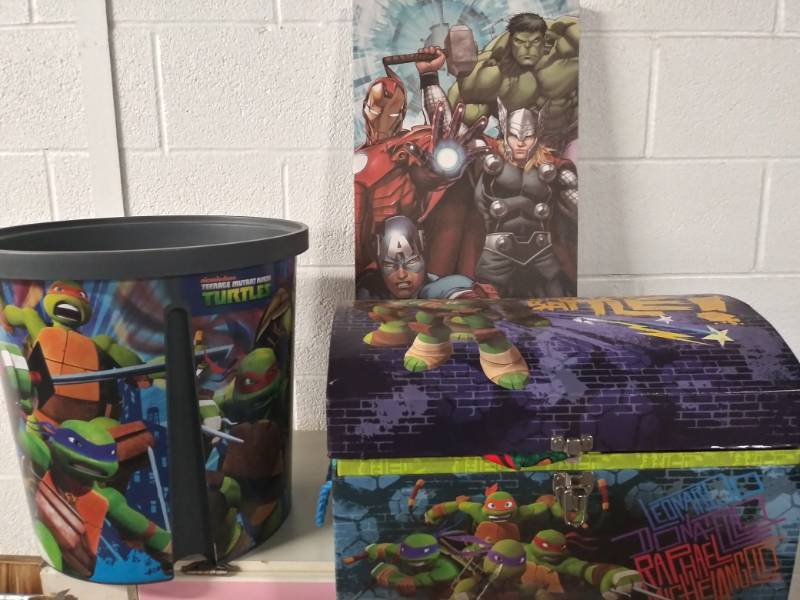 lot 1625 image: TMNT Lot