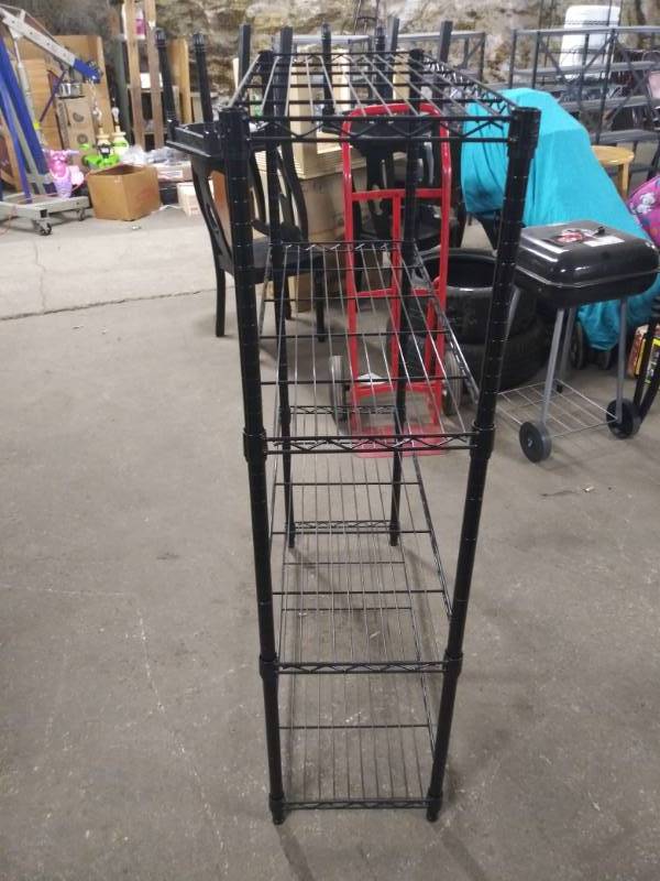lot 1631 image: Black Metro Rack