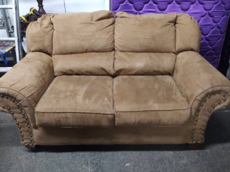 lot 1701 image: Nice Microfiber Tan Loveseat with Studs