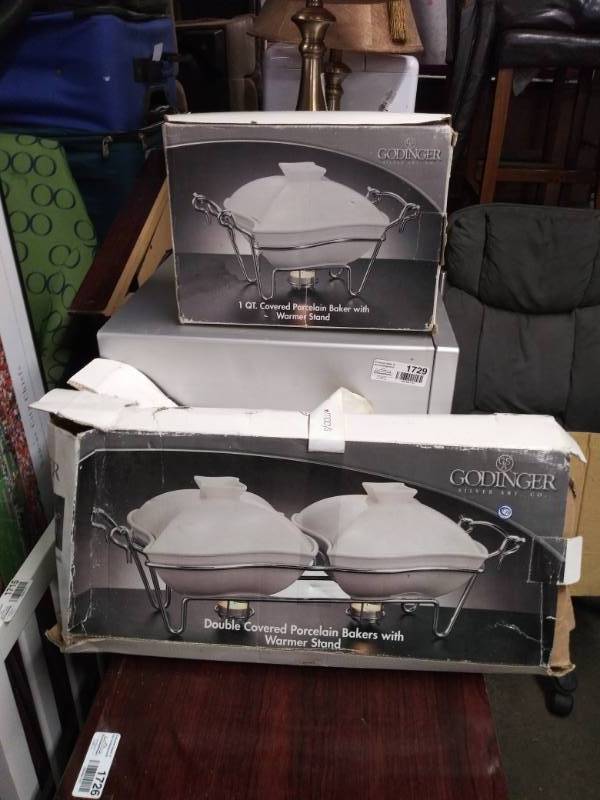 lot 1732 image: Godinger 1 quart Covered Porcelain Baker with Warmer Stand and Double Covered Porcelain Bakers with Warmer Stand