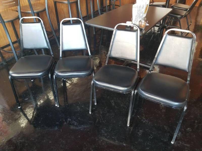 lot 9707 image: 4 Black Restaurant Chairs