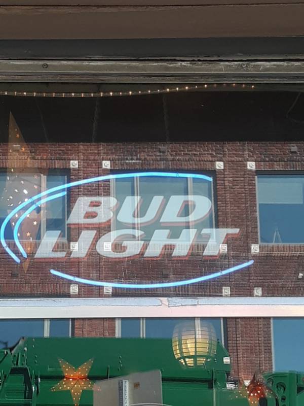 lot 9728 image: Bud Light Neon Sign