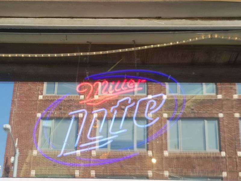 lot 9730 image: Miller Lite Neon Sign