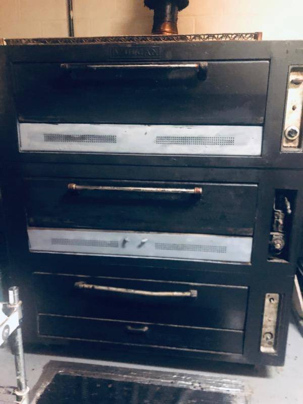 lot 9665 image: Vulcan Pizza Oven Model 7018A1