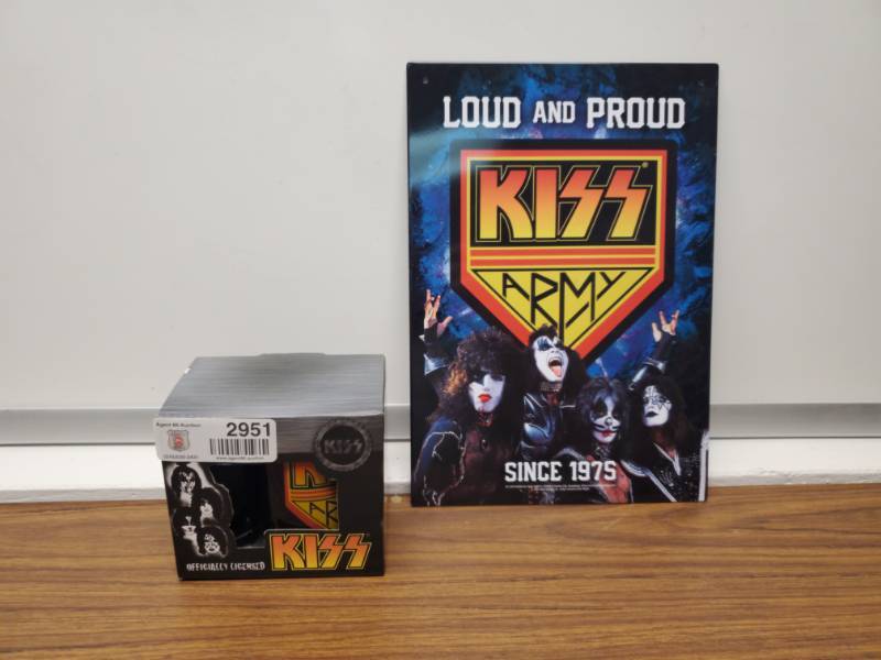 lot 2951 image: KISS- Metal Sign and Mug- Both New- Represent KISS ARMY 