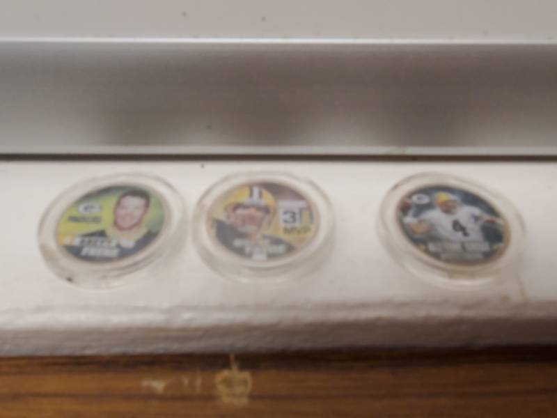 lot 2982 image: Green Bay Packers Brett Favre Coins-3