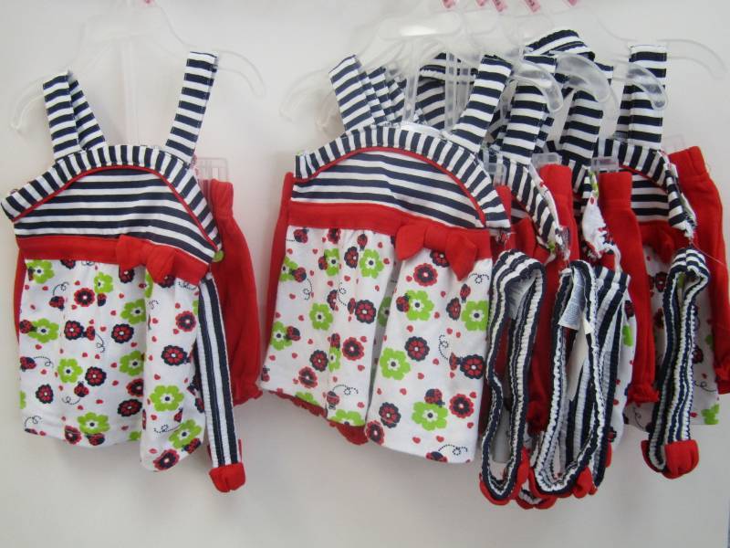 lot 3082 image: NEW Infant Outfit Lot of 6    36 M