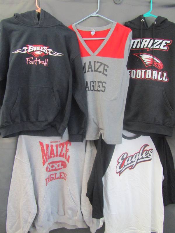lot 3086 image: Maize Eagles Fan Lot- Sizes Small and Medium-  Nice Lot of 5