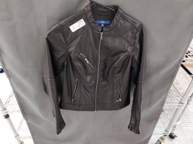 lot 2565 image: Womens Leather Cafe Style Jacket- Size XS