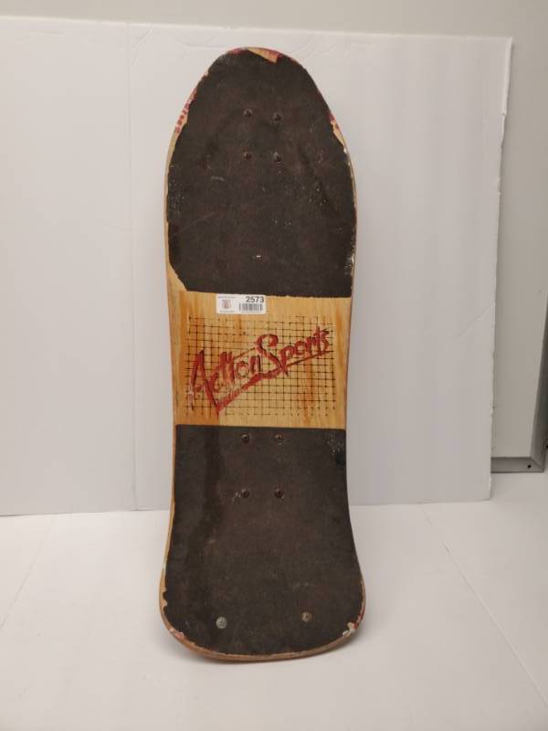 lot 2573 image: Old Skateboard Deck With Trucks- No Wheels