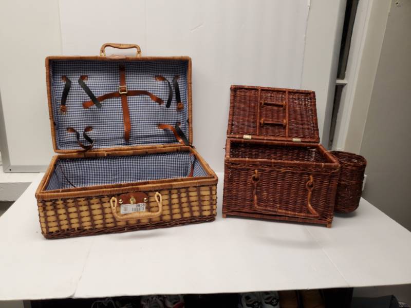 lot 2556 image: Wicker  Cases- Sewing and Pic Nic