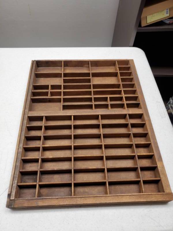 Antique Or Vintage Printers Tray Mid Week Auction Beer Lights
