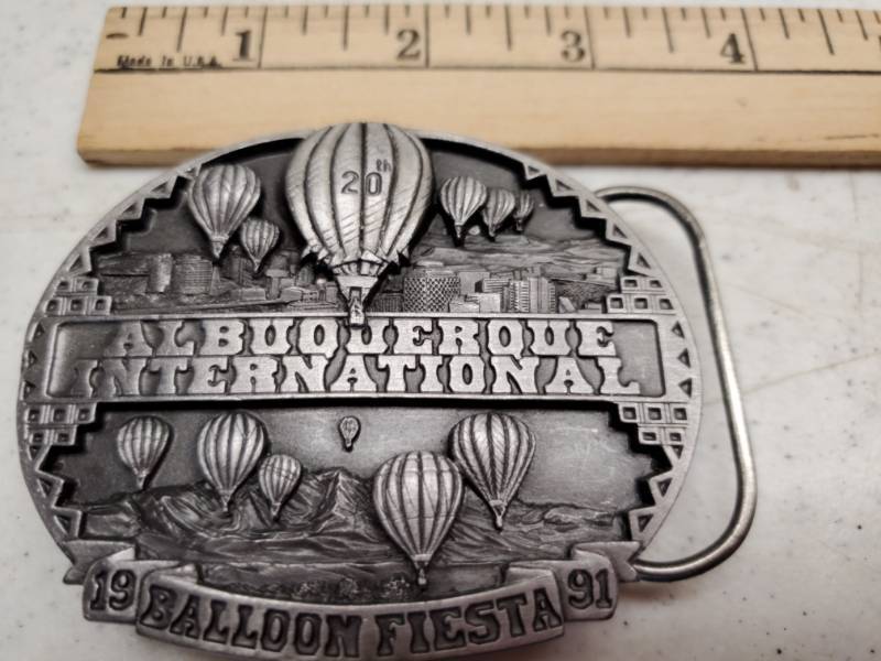 lot 2897 image: 1991 Albuquerque Balloon Fiesta 20th Anniversary Belt Buckle- Limited Edition #53 of 350
