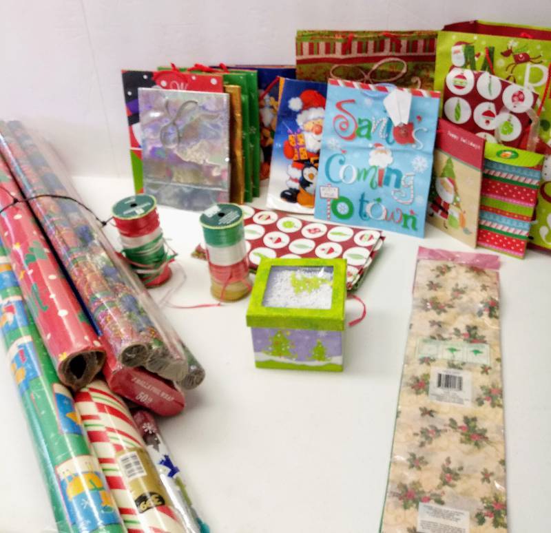 lot 3145 image: New Wrapping Paper  Bonus Gift Bags & Ribbon