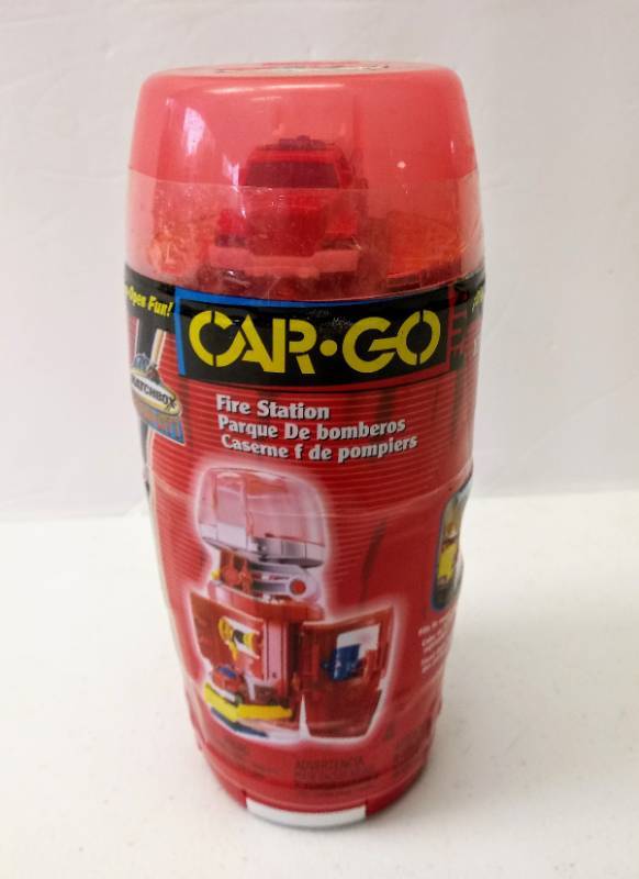 lot 49 image: Car-Go Matchbox Fire Station Folding Playset  Mattel 2004 Hero City  NIB