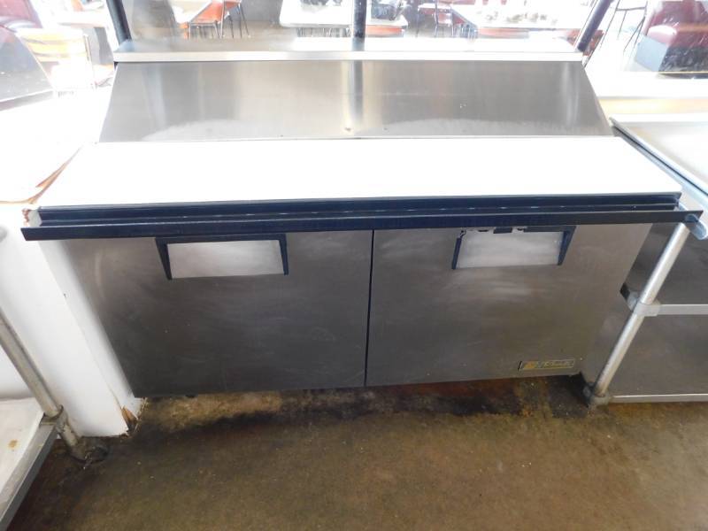lot 3212 image: 5 Foot True 2 Door Prep Table