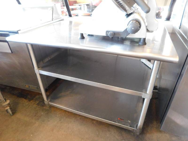 lot 3219 image: Eagle Stainless Steel Table