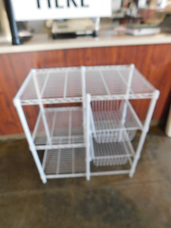 lot 3253 image: Metro Shelf and Lifetime Folding Table
