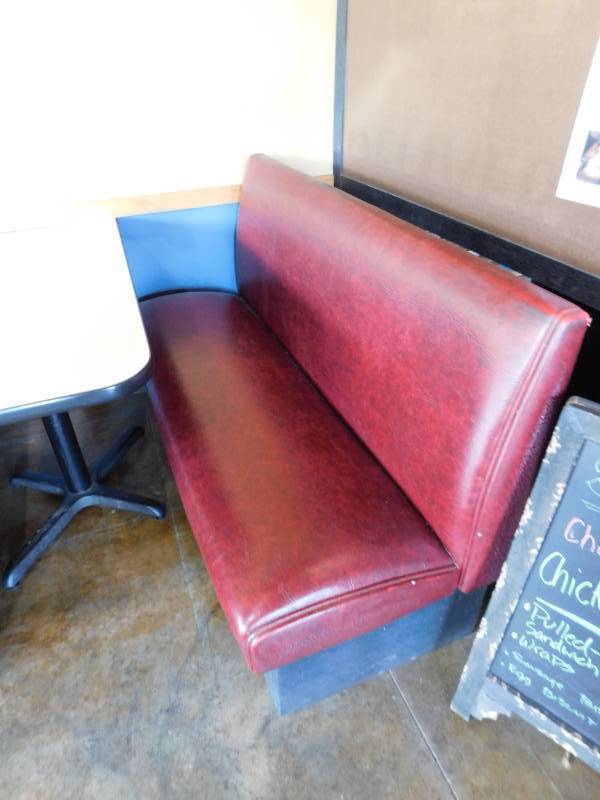 lot 3256 image: Lot of Booths