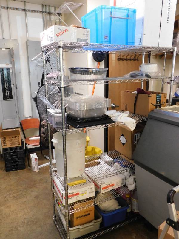 lot 3310 image: Contents of Metro Shelf