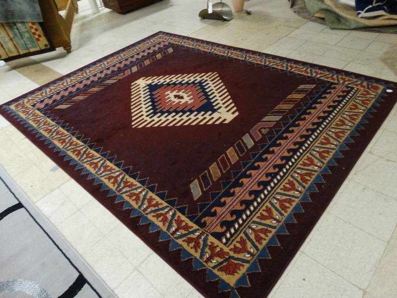 lot 7592 image: Large area rug