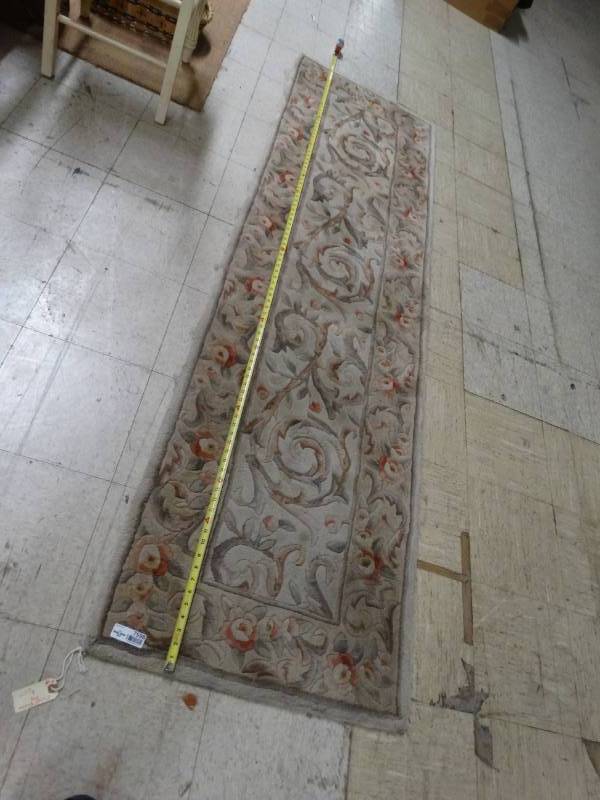 lot 7598 image: Long runner rug