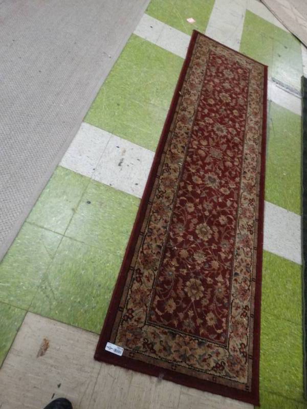 lot 7614 image: Long runner rug