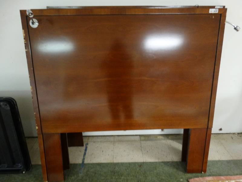 lot 7623 image: Wood headboard w light