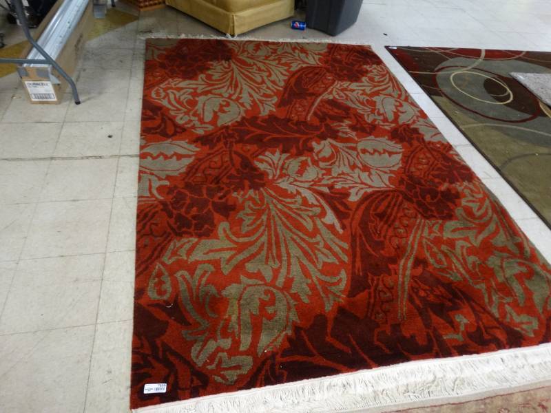 lot 7658 image: Large area rug