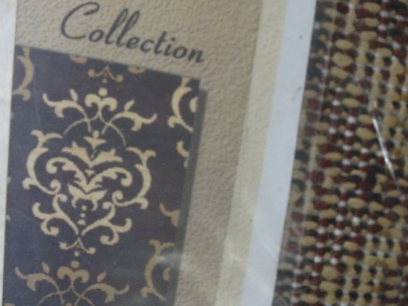 lot 7664 image: New rug