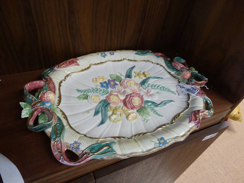lot 7681 image: Lg decorative Fitz & Floyd tray